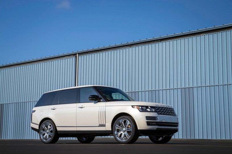 Range Rover LWB 5.0 V8 /Informacja prasowa