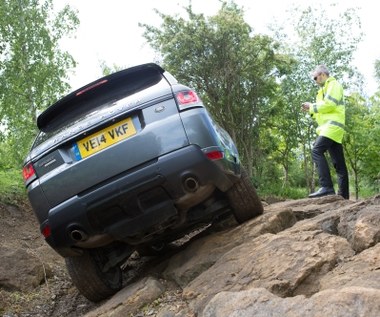 Range Rover sterowany smartfonem! Prototyp już jeździ