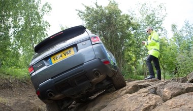 Range Rover sterowany smartfonem! Prototyp już jeździ