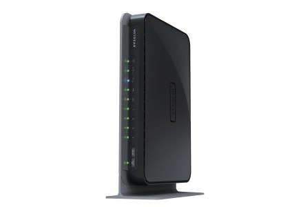 RangeMax Dualband Wireless-N Gigabit Router WNDR3700. /materiały prasowe