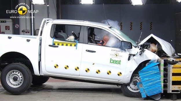 Ranger to pierwszy pikap, który zdobył w testach Euro NCAP komplet gwiazdek. /Euro NCAP