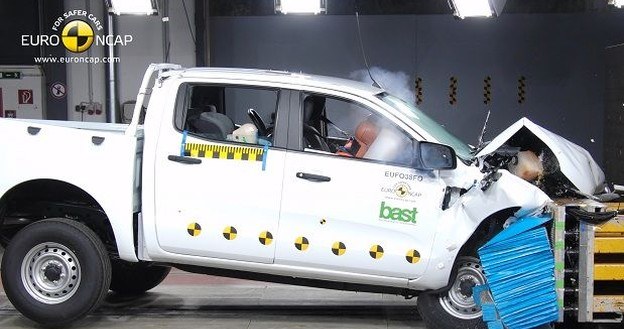 Ranger to pierwszy pikap, który zdobył w testach Euro NCAP komplet gwiazdek. /Euro NCAP