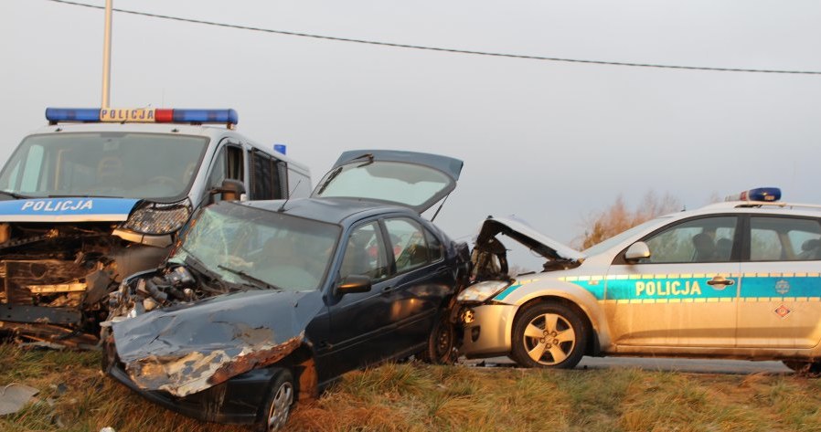 Rannych zostało czterech policjantów i dwóch uciekinierów /Policja