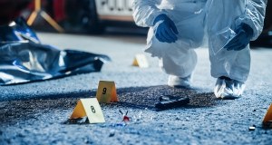 "Rany cięte i rąbane". Podwójne zabójstwo w Raciążu, wnuk ofiar z zarzutami