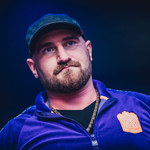 Kizo Raper opublikował nagranie, jak pędzi przez miasto! Zatrważająca prędkość!