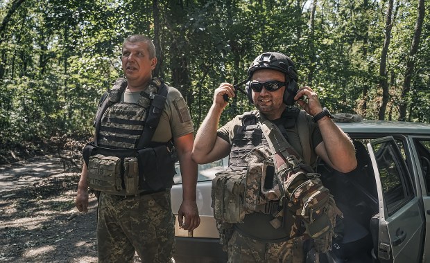 Raport NATO: Rosja wycofuje myśliwce z Krymu, ale zwiększa liczbę rakiet [ZAPIS RELACJI]