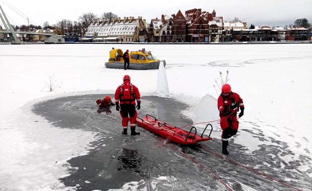 Ratownicy MOPR przypominają, że nie ma bezpiecznego lodu