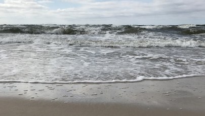 Ratownicy przerwali poszukiwania 21-latka. Do morza wszedł w nocy