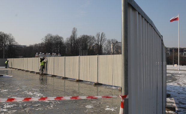Ratusz szuka sposobu na zablokowanie budowy Pomnika Ofiar Katastrofy Smoleńskiej 