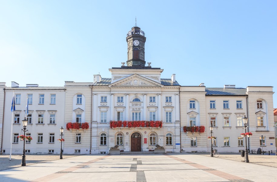 Ratusz w Płocku /Shutterstock