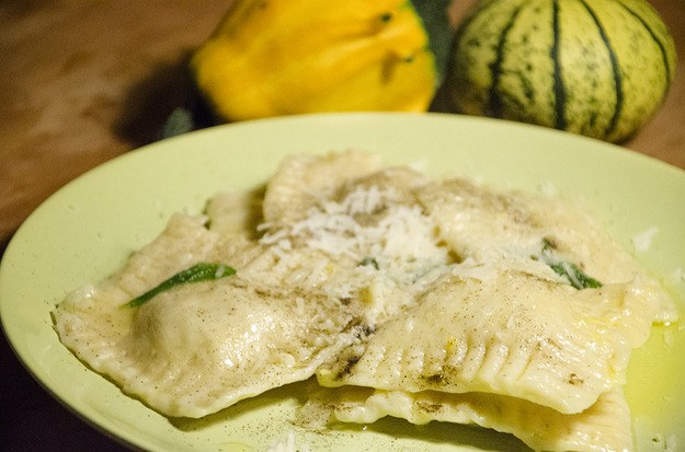 https://i.iplsc.com/ravioli/0002J75WOLWUK8GN-C116-F4.jpg