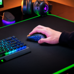 Razer Naga V2 Pro. Potężny oręż w rękach miłośników MMO