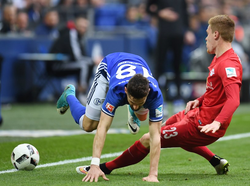 RB Lipsk w meczu z Schalke 04 mógł zmniejszyć stratę punktową do Bayernu /AFP