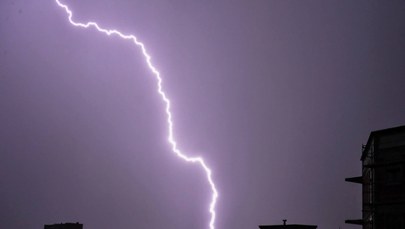 RCB ostrzega przed burzami. Czy Twój region jest zagrożony?