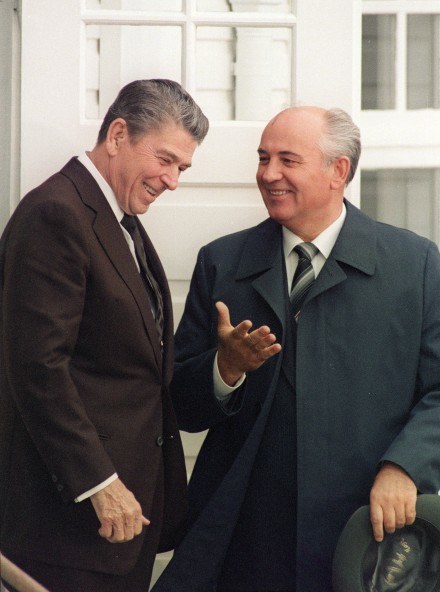Reagan i Gorbaczow w Reykjaviku w 1986 roku /arch. AFP