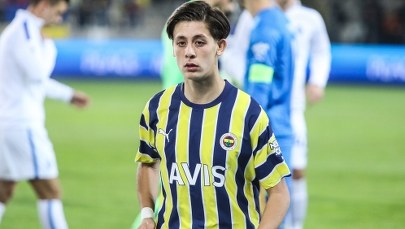 Real utarł nosa Barcelonie. Wielki talent oficjalnie w Madrycie