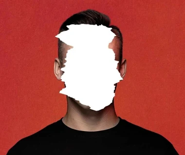 Recenzja Zeus "Zeus. To pomyłka.": Klątwa wrażliwości