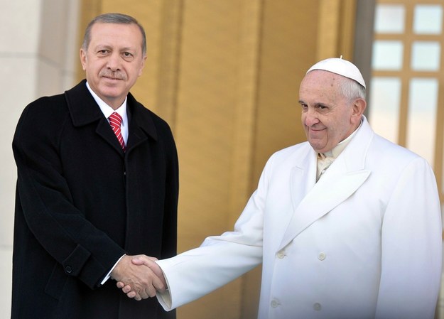 Recep Tayyip Erdogan i papież Franciszek /AFP /East News