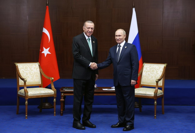 Recep Tayyip Erdogan i Władimir Putin /Vyacheslav Prokofyev/TASS /PAP/EPA