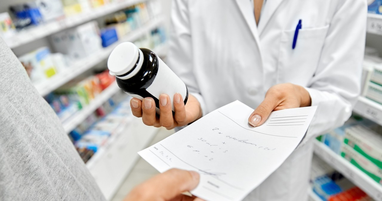 Receptę może wystawić farmaceuta w przypadku zagrożenia życia lub zdrowia pacjenta /123RF/PICSEL