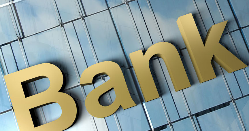 Recznik Finansowy zwraca uwagę na praktyki banków naruszające prawa klientów /123RF/PICSEL