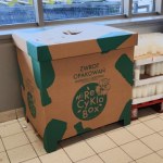 Ręczny system kaucyjny w Biedronce. W sklepach stanęły ogromne kartony