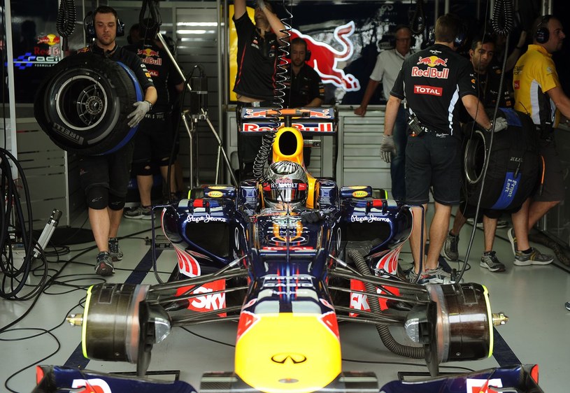 Red Bull drogo zapłaci za prawo startu... /AFP