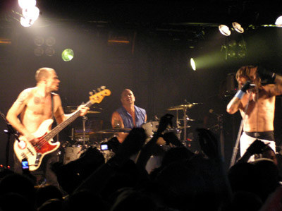 Red Hot Chili Peppers pełni energii /INTERIA.PL