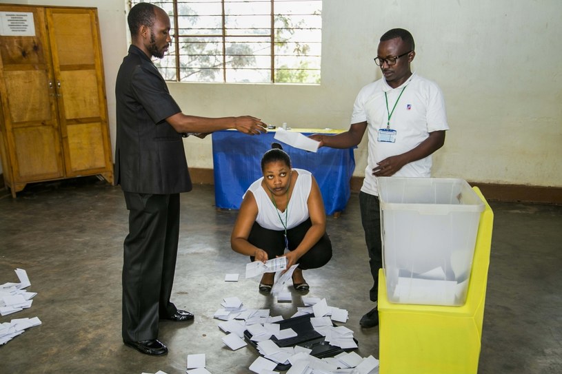 Referendum w Rwandzie / CYRIL NDEGEYA /AFP