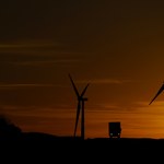 Reforma rynku energii w UE. Konsumenci będą mogli inwestować w elektrownie słoneczne i wiatrowe