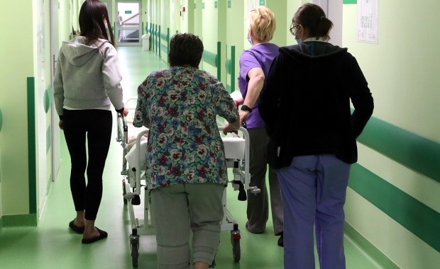 ​Reforma szpitalnictwa się opóźnia. Spór o zagranicznych lekarzy