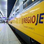 PKP PLK RegioJet odwołał pociągi przed świętami. Analizowana jest "możliwość podjęcia kroków prawnych"