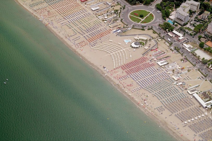 Region Emilia-Romania gotowy otworzyć plaże 18 maja /Blom UK /Getty Images