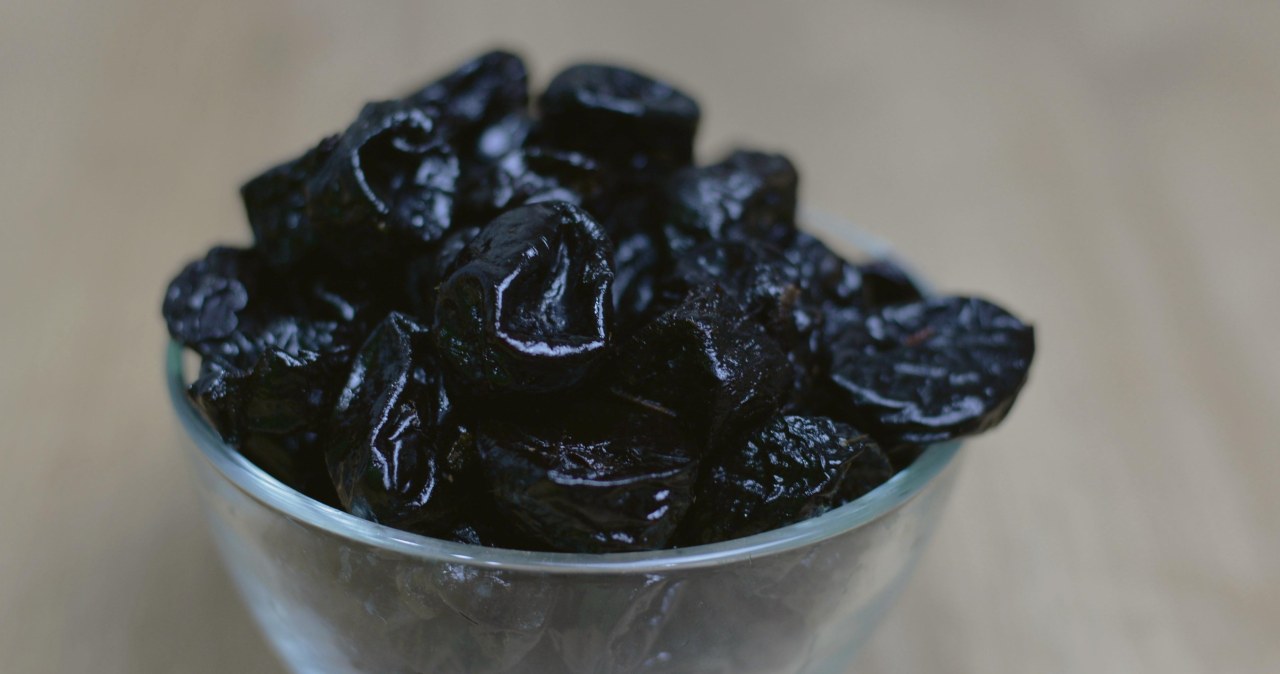 Регулярне споживання 8-10 сушених слив на день чинить потужний стимулюючий ефект на "лінивий" кишківник /pixabay.com