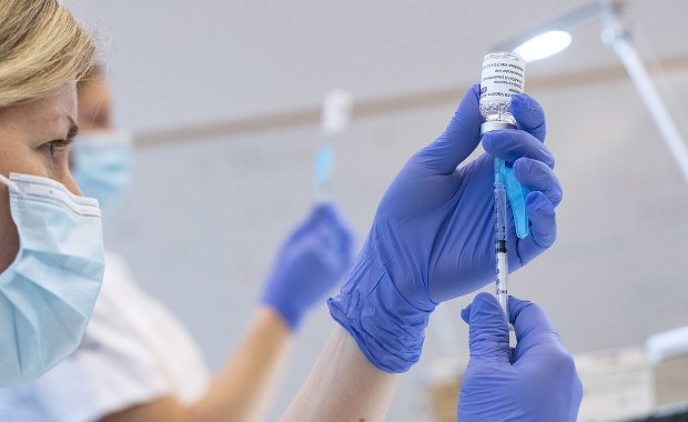 Rejestracja nauczycieli na szczepienia przeciwko Covid-19 przedłużona