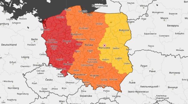 Rejony z trzecim (kolor czerwony), drugim (pomarańczowy) i pierwszym (żółty) stopniem ostrzeżenia /IMGW /Zrzut ekranu