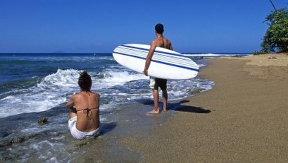 Rekin zaatakował 17-letnią surferkę. Rodzina widziała to z brzegu