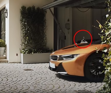 Reklama BMW niemal w całości poświęcona... Mercedesowi