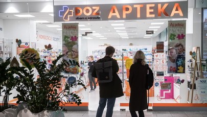"Reklama przynosi niechlubne żniwo". Pacjenci wykupują leki na zapas