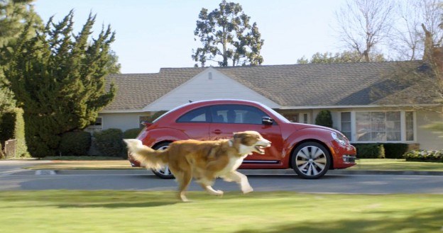 Reklama VW Beetle'a "The Dog Strikes Back" /Volkswagen