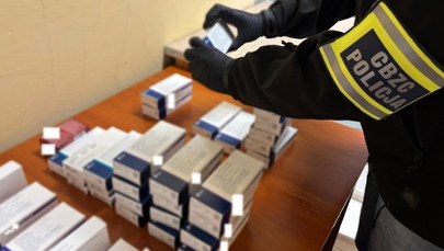 Reklamowali środki przeciwbólowe jako sposób na przerwanie ciąży