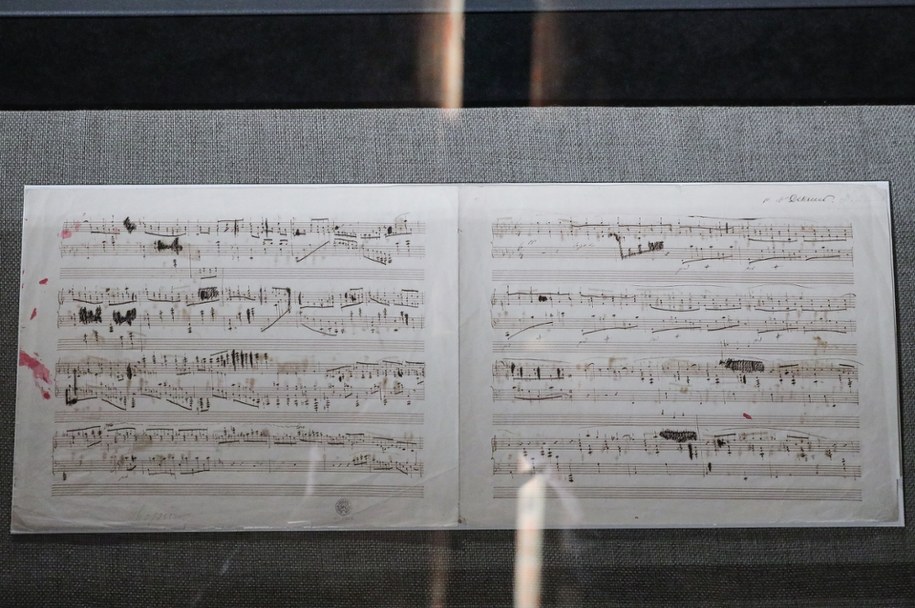 Rękopis muzyczny Ballady f-moll Fryderyka Chopina, zakupiony przez Narodowy Instytut Fryderyka Chopina w Muzeum Fryderyka Chopina w Warszawie /Tomasz Gzell /PAP