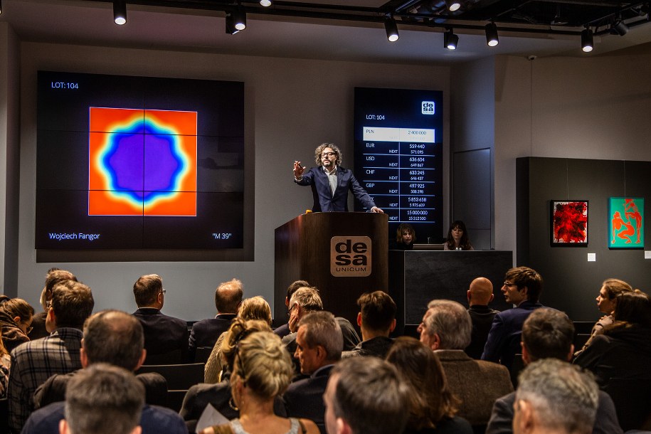 Rekord na rynku sztuki w Polsce – 4,72 miliona złotych zapłacono w czwartek za pracę „M 39” Wojciecha Fangora w Domu Aukcyjnym DESA /materiały prasowe /