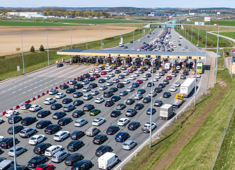 Rekord obciążenia polskiej autostrady. Tyle aut jednego dnia nie było tam nigdy /Przemek Świderski /Reporter