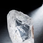 Rekordowa cena 63 mln dolarów za nieobrobiony diament