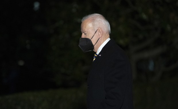 Rekordowa inflacja w USA. Spadają notowania Bidena