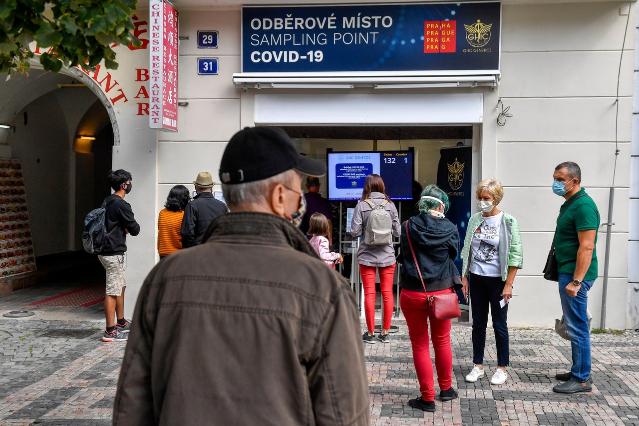 Rekordowa liczba nowych zakażeń koronawirusem w Czechach 