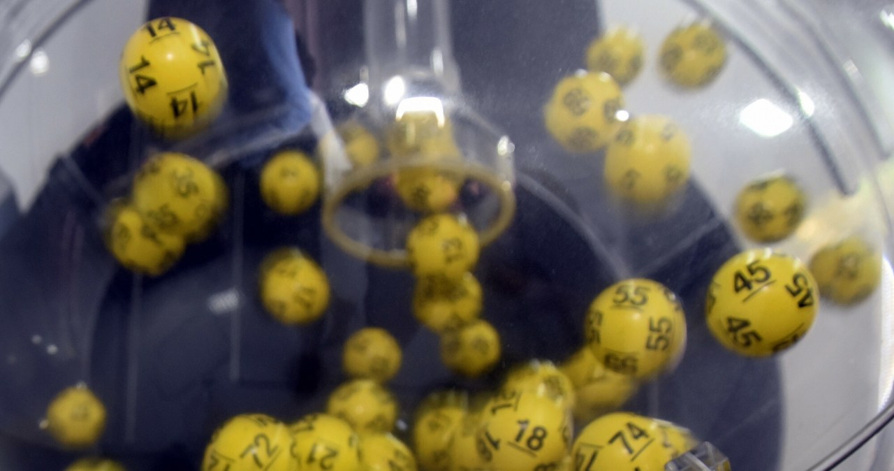 Rekordowa wygrana w Swiss Lotto (zdjęcie ilustracyjne) /Artur Barbarowski /East News