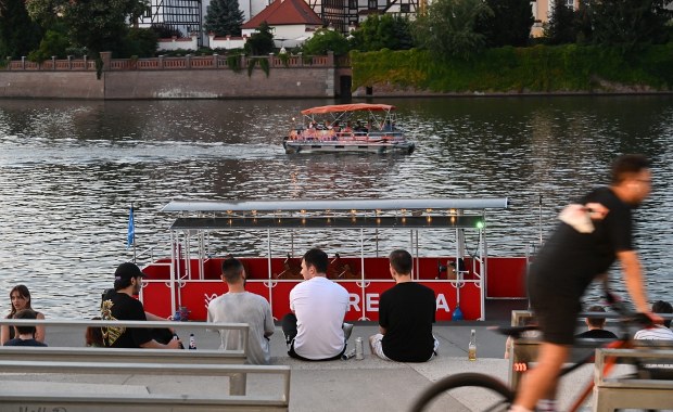 Rekordowo niskie niezadowolenie w Polsce. Najnowszy sondaż zaskakuje