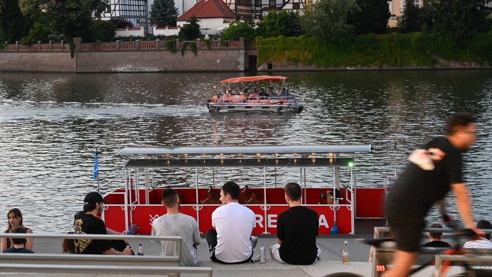 Rekordowo niskie niezadowolenie w Polsce. Najnowszy sondaż zaskakuje